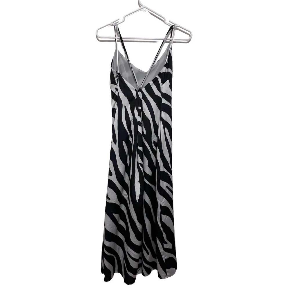 The East Order Nico Midi Dress Zebra Medium - Picture 8 of 9